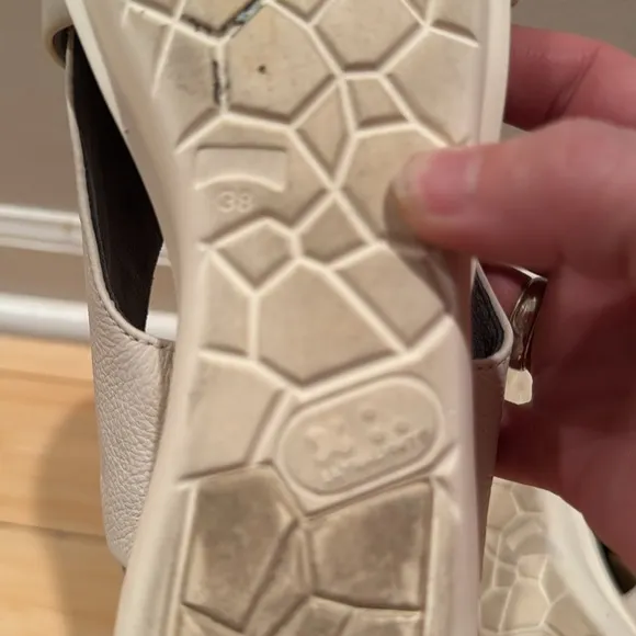Camper Women's Cream Leather Balloon Sandals 38