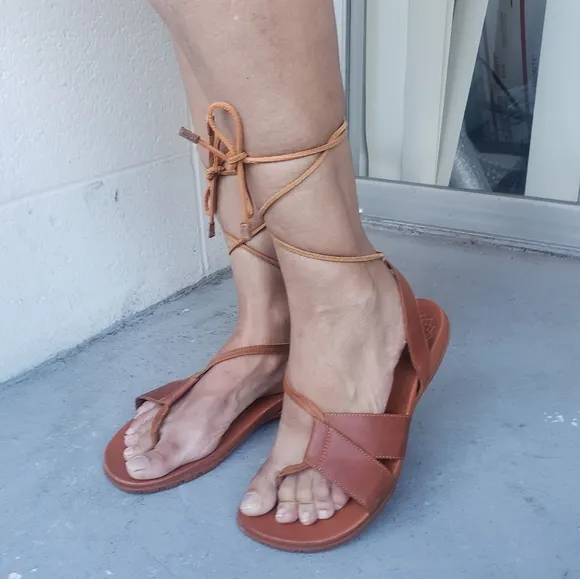 Chaco Leather Lace-up gladiator Sandals sage mapel size 10