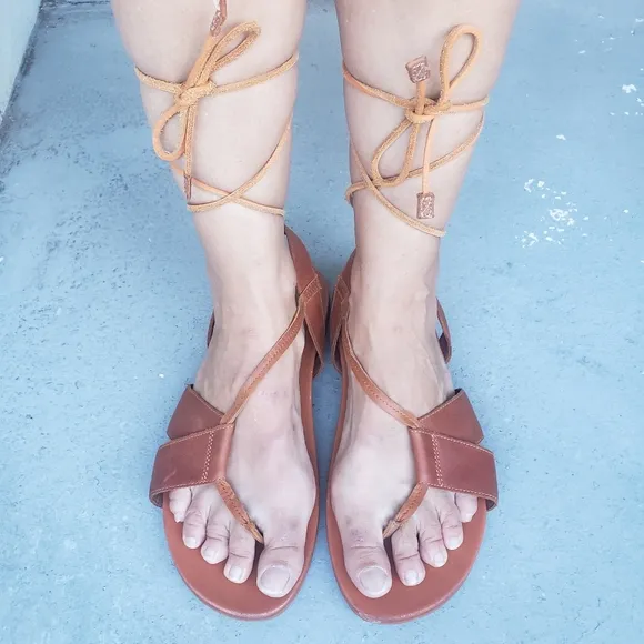 Chaco Leather Lace-up gladiator Sandals sage mapel size 10