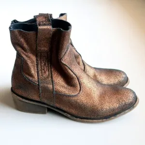 Charles David Bronze Leather Low Block Heel Ankle Boots / Booties Size 7