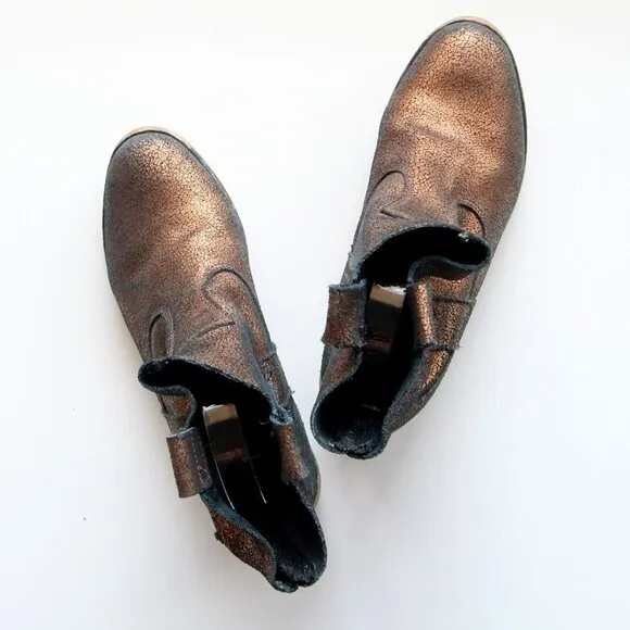 Charles David Bronze Leather Low Block Heel Ankle Boots / Booties Size 7