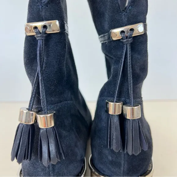 CHARLES DAVID Italy Navy Raden Suede Hanging Tassel Bootie Ankle Boots Sz 9 NWOB