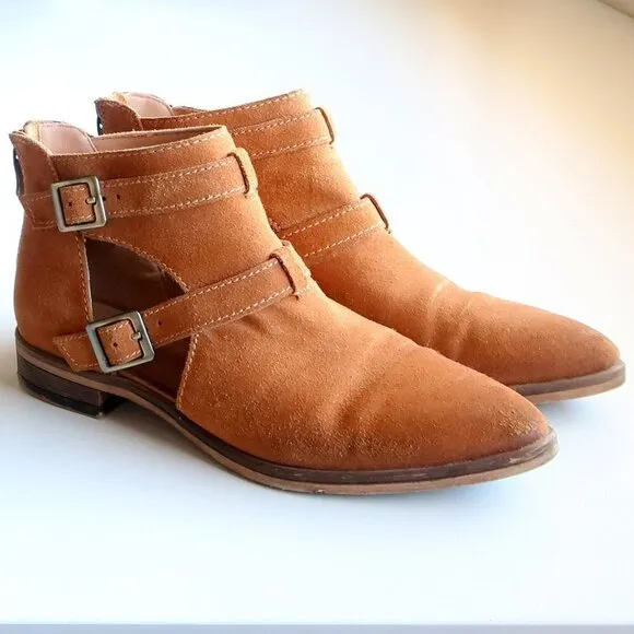 Chinese Laundry Dandie Tan Suede Low Block Heel Cutout Ankle Boots Booties Sz 7