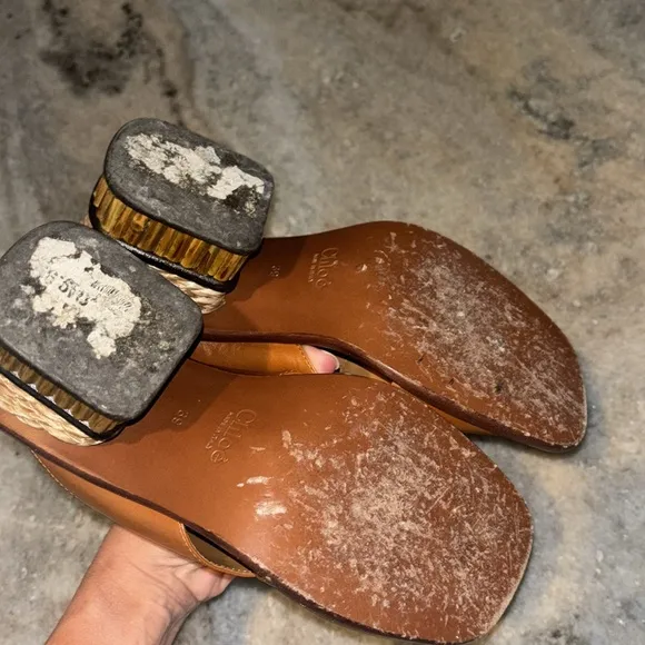 Chloe Laia Leather Sandals, size 39