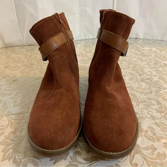 Clarks Ankle Boots ‘Camzin Strap’ Mahogany Suede Leather Ankle Boot Sz 7.5 NWT