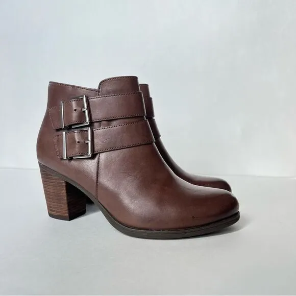Clarks Artisan Palma Rena Side Zip Brown Western Heeled Ankle Boot Bootie SZ 8.5
