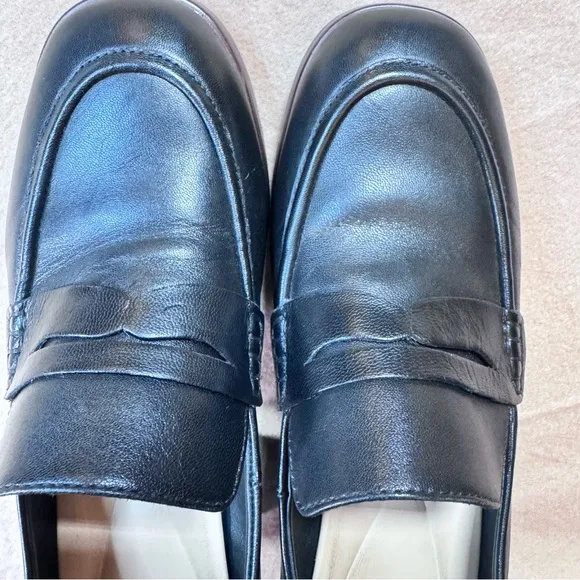 Clarks Black Heels Classic Design