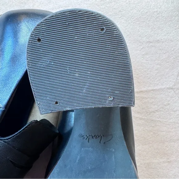 Clarks Black Heels Classic Design