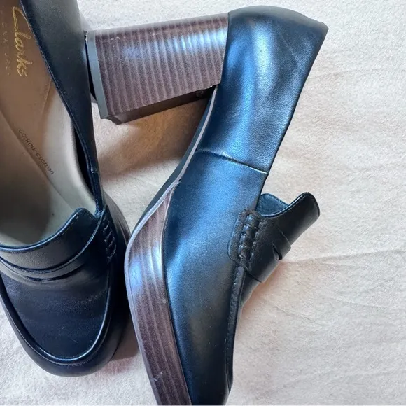 Clarks Black Heels Classic Design