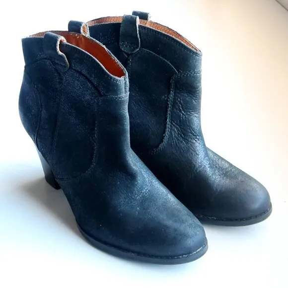 Clarks Black Nubuck Leather Block Heel Pull-on Ankle Boots Booties Size 8.5