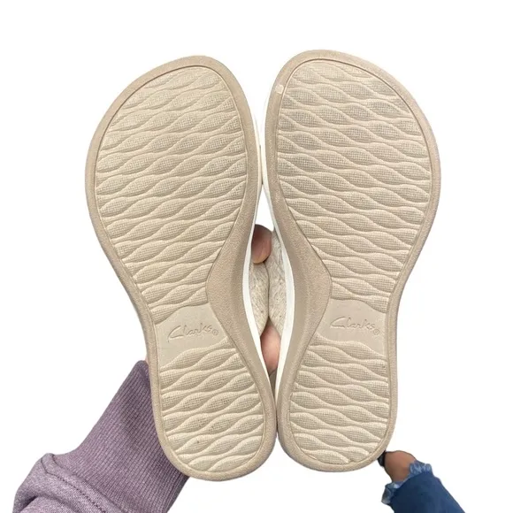 Clarks Cloudsteppers Sandals