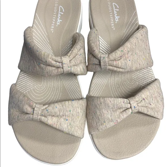 Clarks Cloudsteppers Sandals