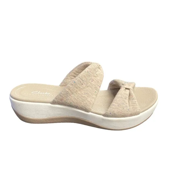 Clarks Cloudsteppers Sandals