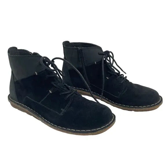 Clarks Collection Women's Sz 9 Tamitha Key Black Suede Lace-up Chukka Ankle Boot