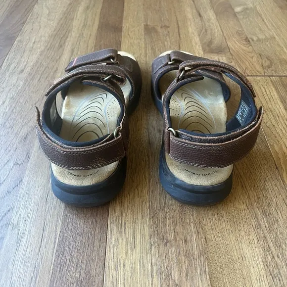 Clarks Men's Hapsford Creek Sandals Brown Tumbled Leather Sz 10.5 Outdoor Beach
