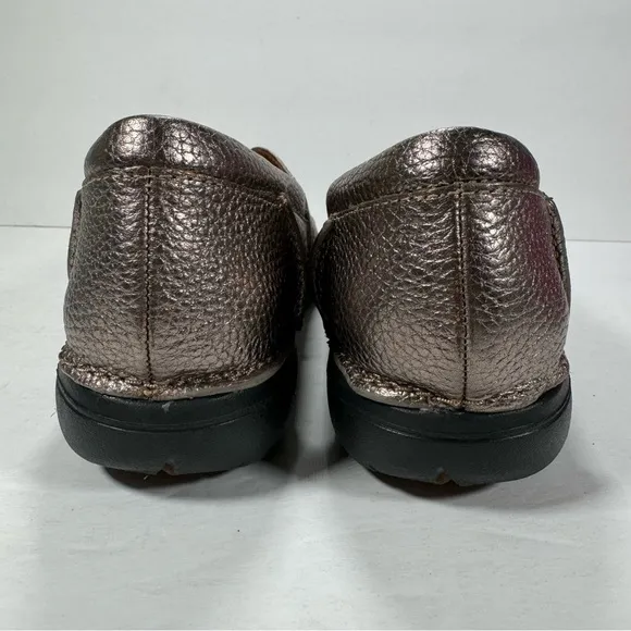 Clarks Un Loop Stride Pebble Metallic Leather Slip On Shoes Women's Size 9M