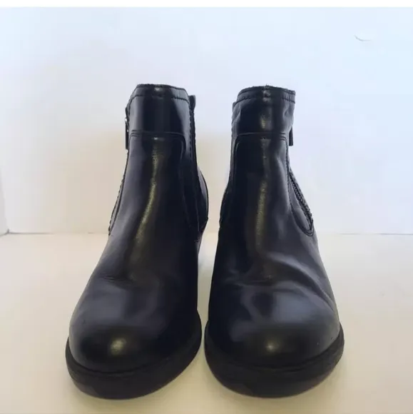 Clarks Womens Black Leather Neva Zip Waterproof Wide Ankle Boots US 11