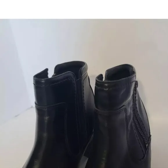 Clarks Womens Black Leather Neva Zip Waterproof Wide Ankle Boots US 11