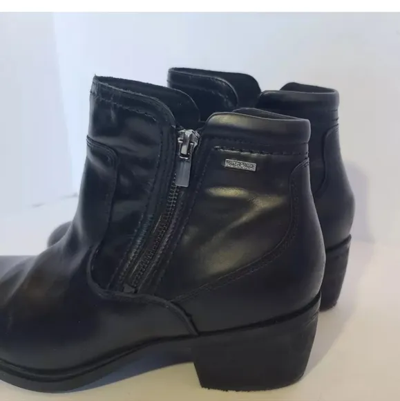 Clarks Womens Black Leather Neva Zip Waterproof Wide Ankle Boots US 11