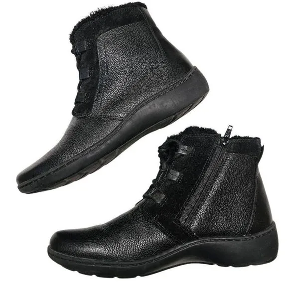Clarks Women's Cora Chai Ankle Black Boots Size 7