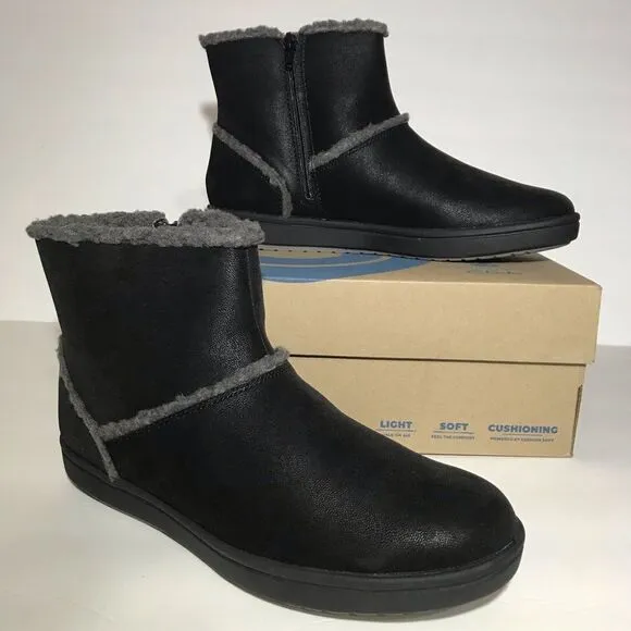 Clarks Cloudsteppers Step Glow Rose Faux Fur Ankle Boots -