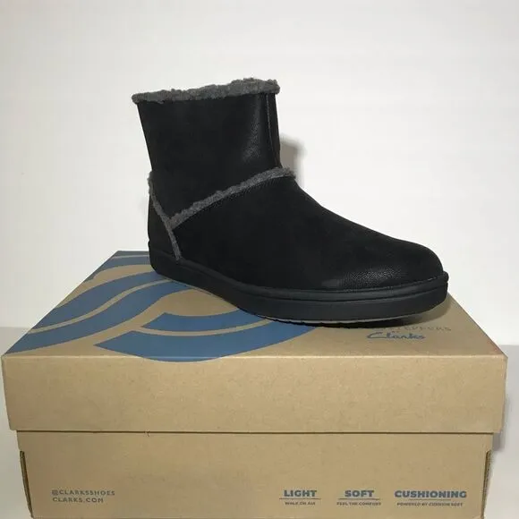 Clarks Cloudsteppers Step Glow Rose Faux Fur Ankle Boots -