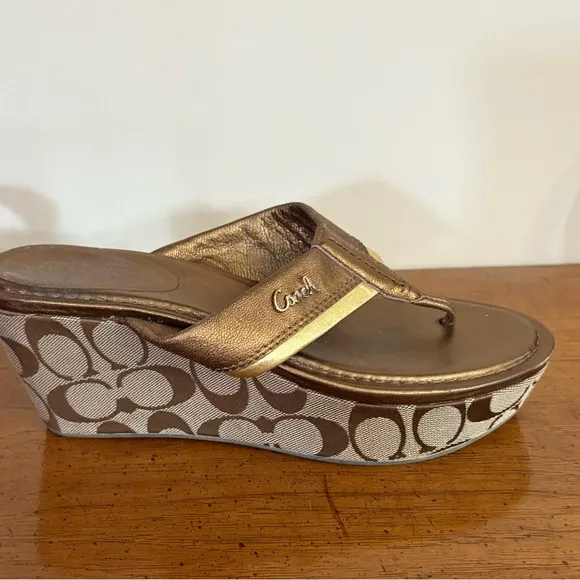 Coach Brown Sandals Thong Style Leather