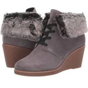 Cole Haan Coralie Wedge Boots Gray Womens 6 Ankle Bootie Faux Fur Suede