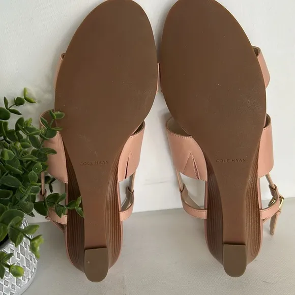 Cole Haan Sandals Women Pink Leather Slingback Wedge Buckle