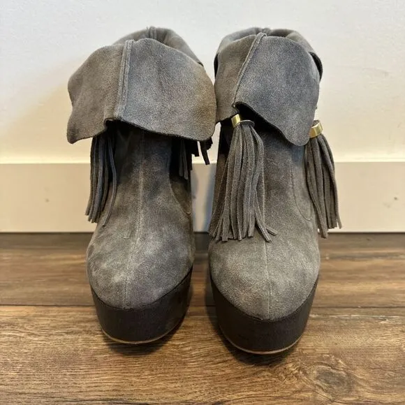 Colin Stuart Gray Suede Booties Floppy Ankle Boots Size 9