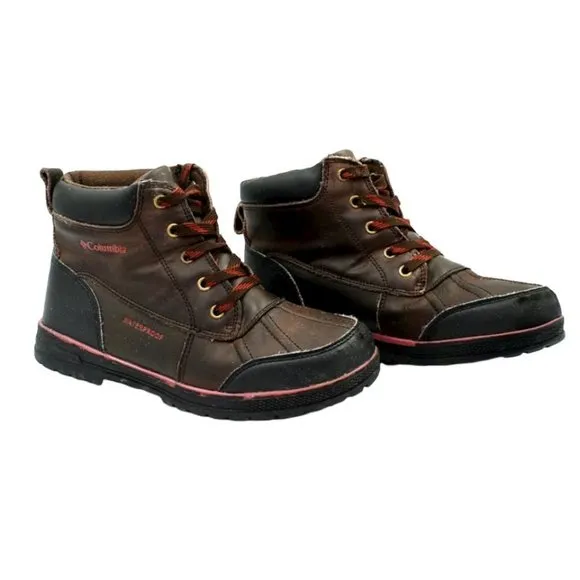 Columbia &quot;Wrangler Peak&quot; Waterproof Mid Top Pink Trim Boots