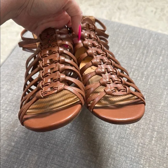 Comfortview Gladiator The Helen Sandal in Cognac