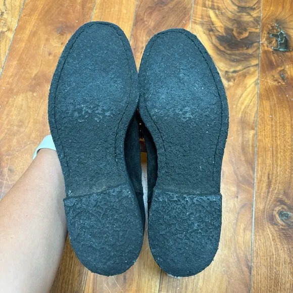 Common Projects Woman- Suede Chelsea Boots - Black 8