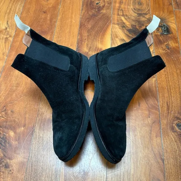 Common Projects Woman- Suede Chelsea Boots - Black 8