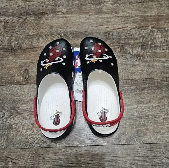 CROCS Miami Heat sandals Men's size 11