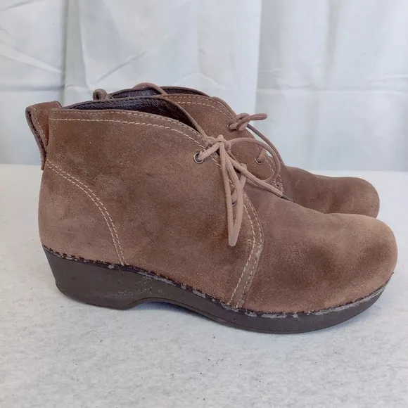 Dansko Clog Ankle Chukka Boots  Brown Nubuck Leather Sz 38