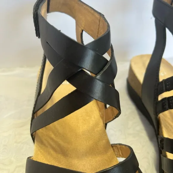 Dansko Mirabella Cork Wedge Gladiator Sandals Sz 40 Black Lightweight Leather