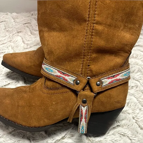 DINGO Western Boho Indie Cowboy Boots In Rust Stovepipe Micro SuedeSize 10