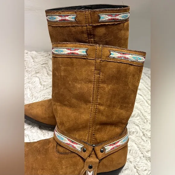 DINGO Western Boho Indie Cowboy Boots In Rust Stovepipe Micro SuedeSize 10