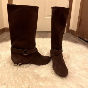 DKNYC Chocolate Suede Boots - Size 9.5 - Excellent Condition