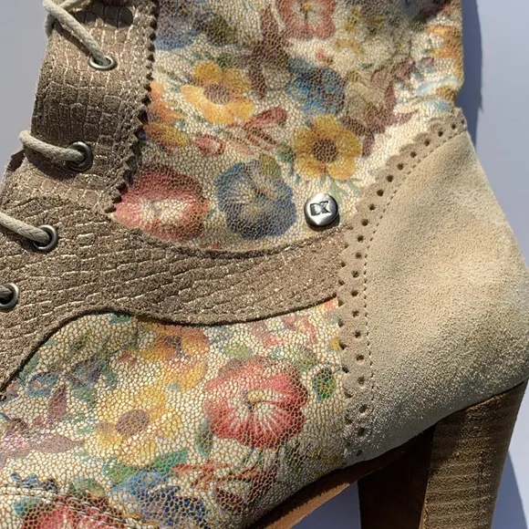 DKODE boot lace up floral suede EU42
