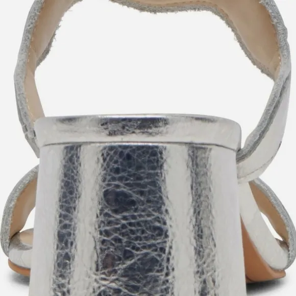 Dolce Vida Silver Distressed Leather Block Heel Sandals Size 8.5 new in box