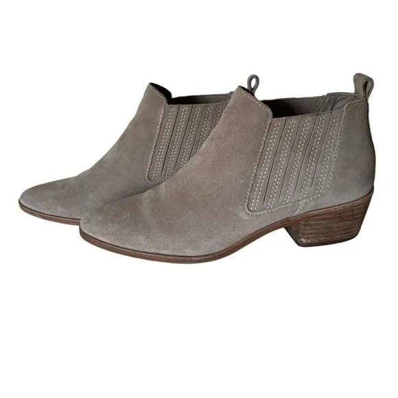 Dolce Vita Kadie Taupe Tan Suede Western Wood Block Heel Ankle Boots Size 10 EC