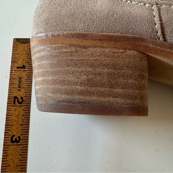 Dolce Vita Kadie Taupe Tan Suede Western Wood Block Heel Ankle Boots Size 10 EC