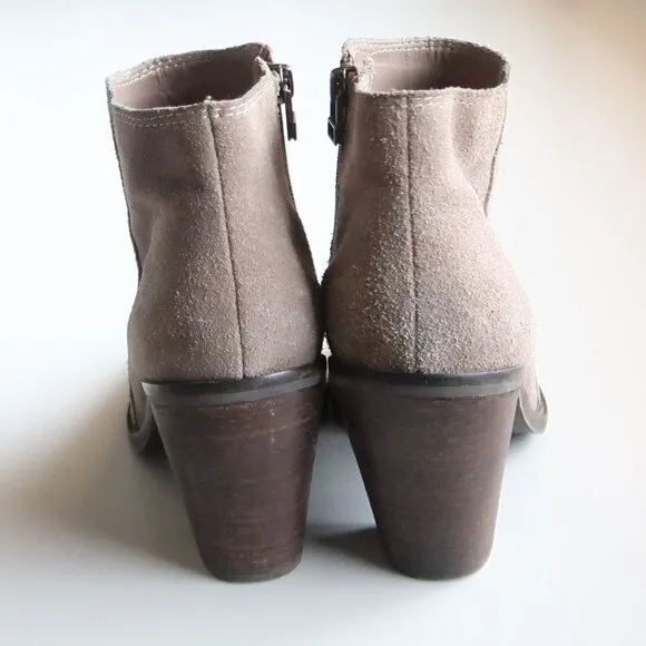 Dolce Vita Taupe Suede Leather Block Heel Ankle Boots / Booties Size 7.5
