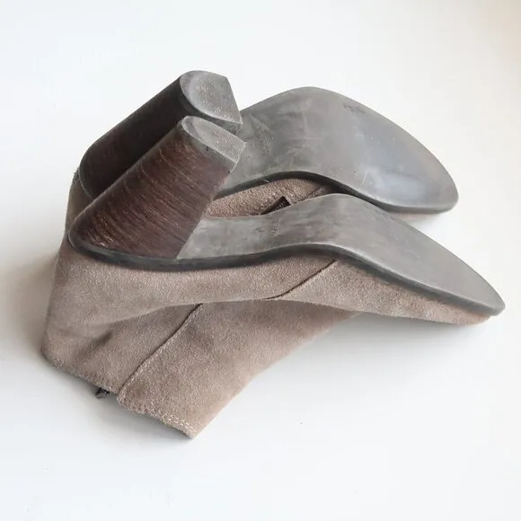 Dolce Vita Taupe Suede Leather Block Heel Ankle Boots / Booties Size 7.5