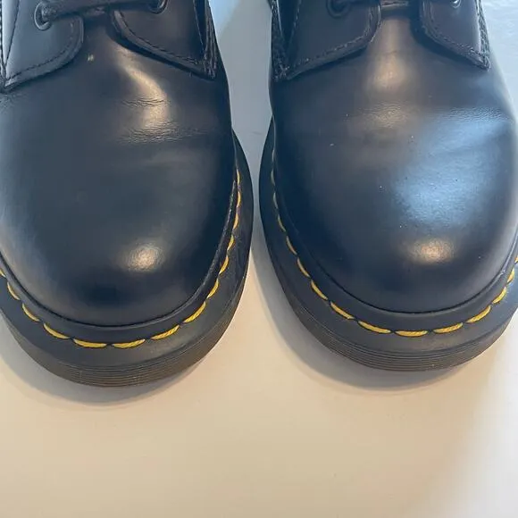Dr. Marten's Airwair Clemency Boots Womens Size 9 Black Smooth Leather Lace Up