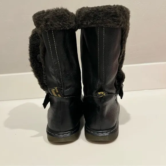 Dr. Martens Brielle Broadway ankle Boots,black, faux fur lining unisex 8L/7M