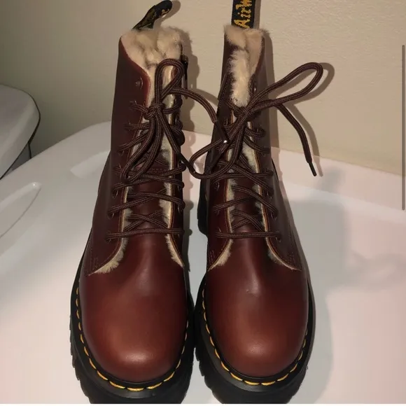 Dr Martens Jadon Abruzzo brown faux fur boots 6