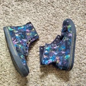 Dr. Martens Sheridan Women's Confetti Suede Casual Boots sz 8